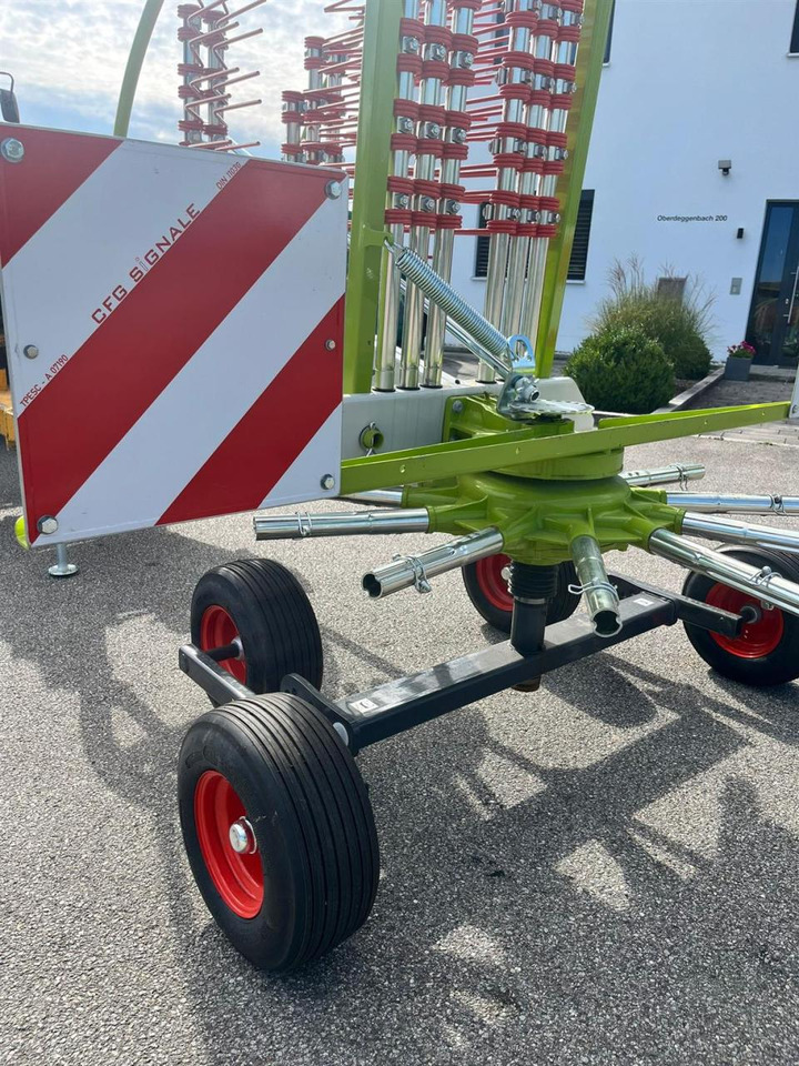CLAAS Liner 370 Tandem / NEU und UNBENUTZT / Baujahr 202 - Szénaforgató: 5 kép. CLAAS Liner 370 Tandem / NEU und UNBENUTZT / Baujahr 202 - Szénaforgató: 5 kép.