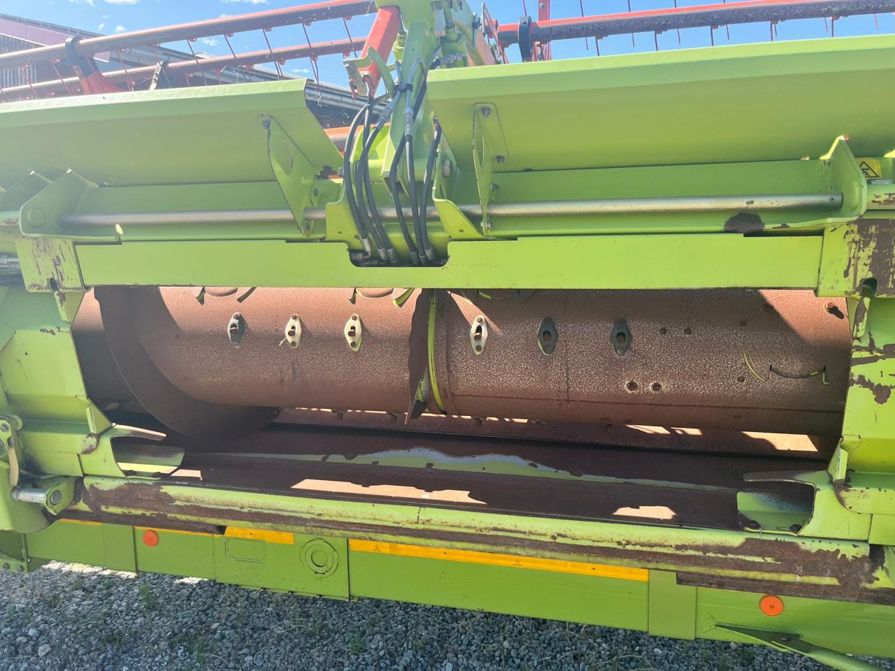 CLAAS Vario 1200 ohne Wagen - Takarmánybetakarító gép: 5 kép. CLAAS Vario 1200 ohne Wagen - Takarmánybetakarító gép: 5 kép.