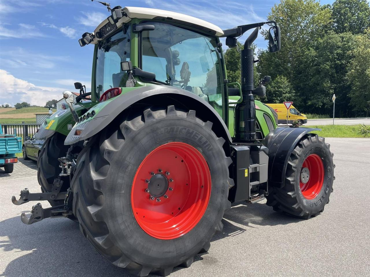 Fendt Vario 720 Profi Plus, Reifen hinten neu, FZW, FH - Traktor: 5 kép. Fendt Vario 720 Profi Plus, Reifen hinten neu, FZW, FH - Traktor: 5 kép.