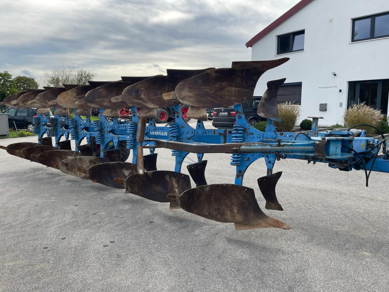 Lemken Vari Diamant 9X 6/7L100, 7 - Schar Pflug - Eke: 2 kép. Lemken Vari Diamant 9X 6/7L100, 7 - Schar Pflug - Eke: 2 kép.