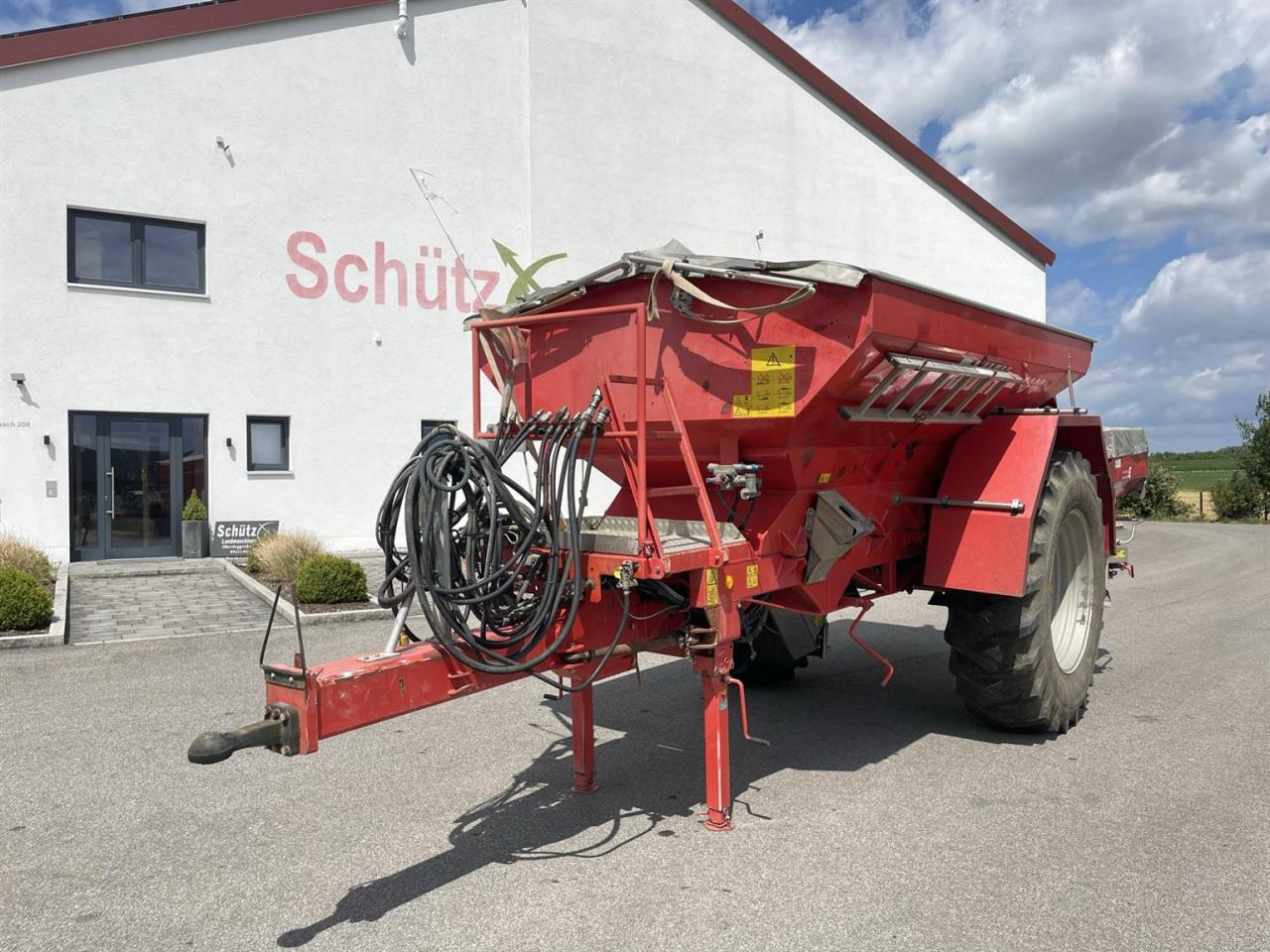 Rauch TWS 5000 Düngerwagen, Lenkung + Streuer Axera H-EMC - Műtrágyaszóró: 1 kép. Rauch TWS 5000 Düngerwagen, Lenkung + Streuer Axera H-EMC - Műtrágyaszóró: 1 kép.