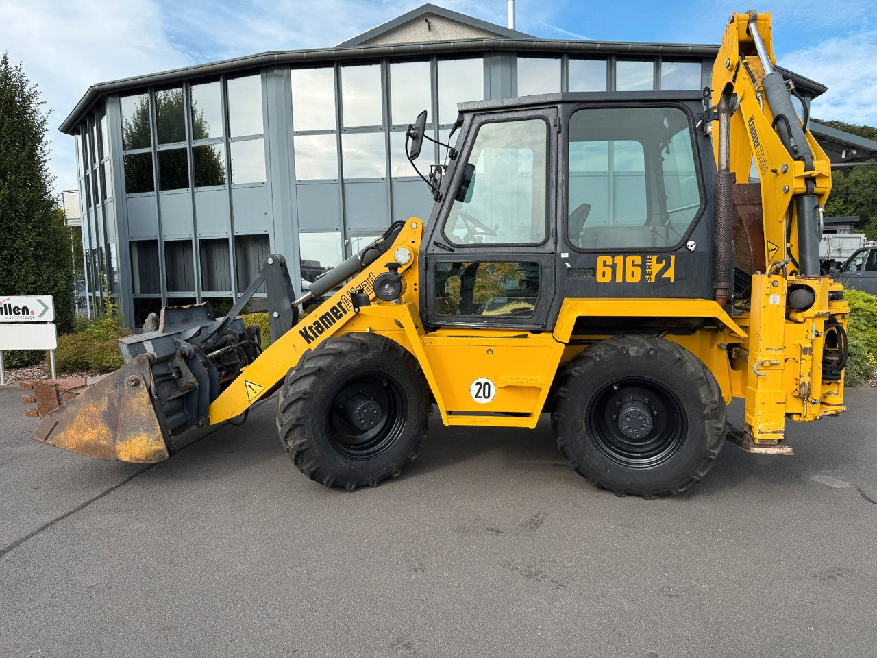 Kramer 616 S Serie II 4+1 Schaufel SW Palettengabel - Kotrórakodó: 1 kép. Kramer 616 S Serie II 4+1 Schaufel SW Palettengabel - Kotrórakodó: 1 kép.