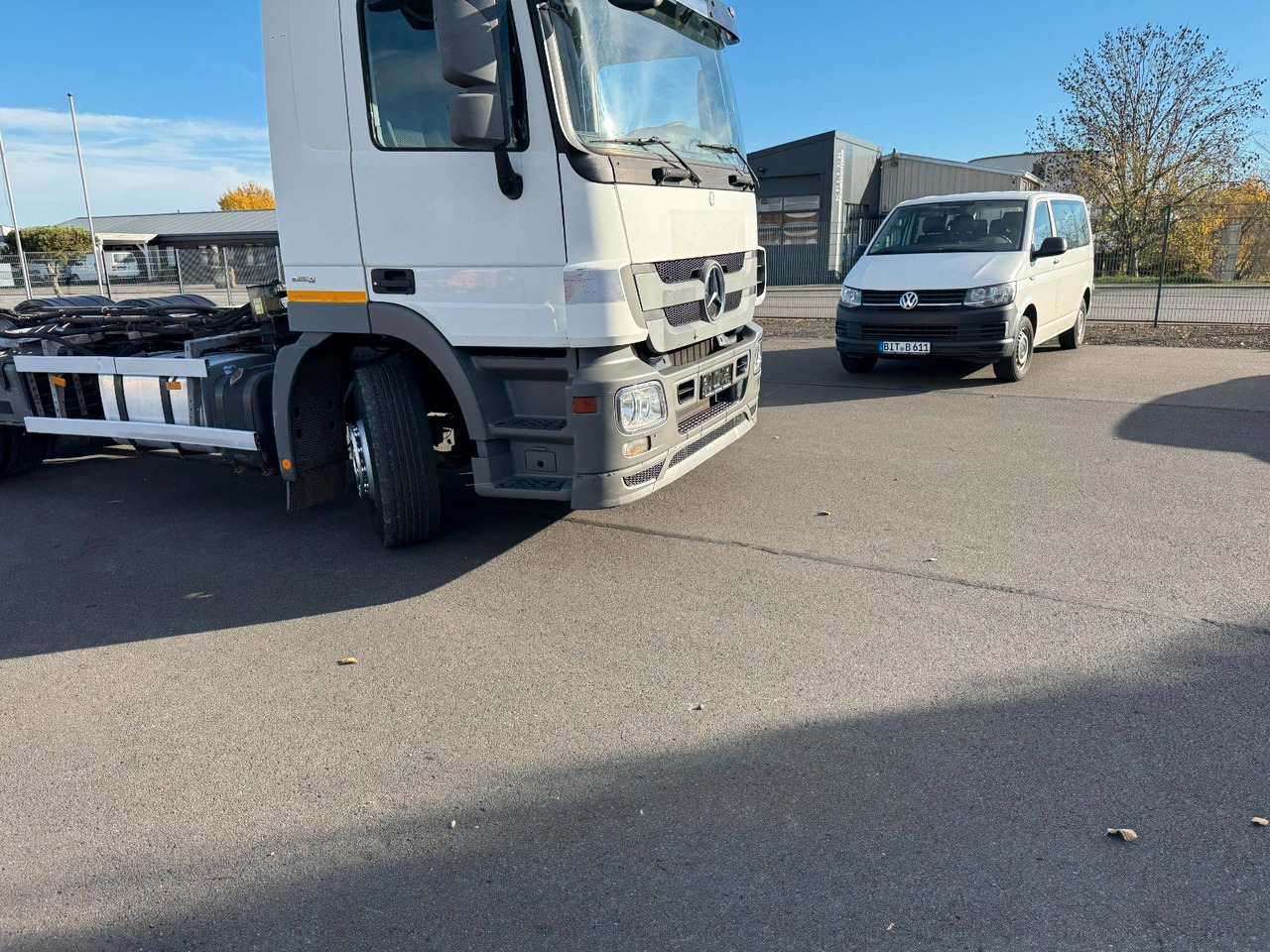 Mercedes-Benz Actros MP 3 2532 6x2 Euro 5 - Alvaz teherautó: 4 kép. Mercedes-Benz Actros MP 3 2532 6x2 Euro 5 - Alvaz teherautó: 4 kép.