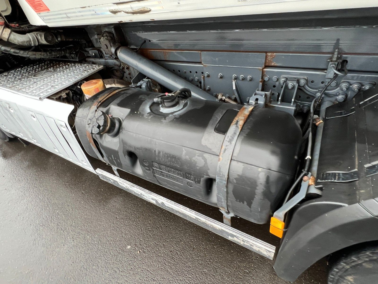 Szemetesautó Mercedes-Benz Antos 2533 6x2 Seitenlader  Zoeller S LF 22 Mercedes-Benz Antos 2533 6x2 Seitenlader  Zoeller S LF 22: 14 kép.