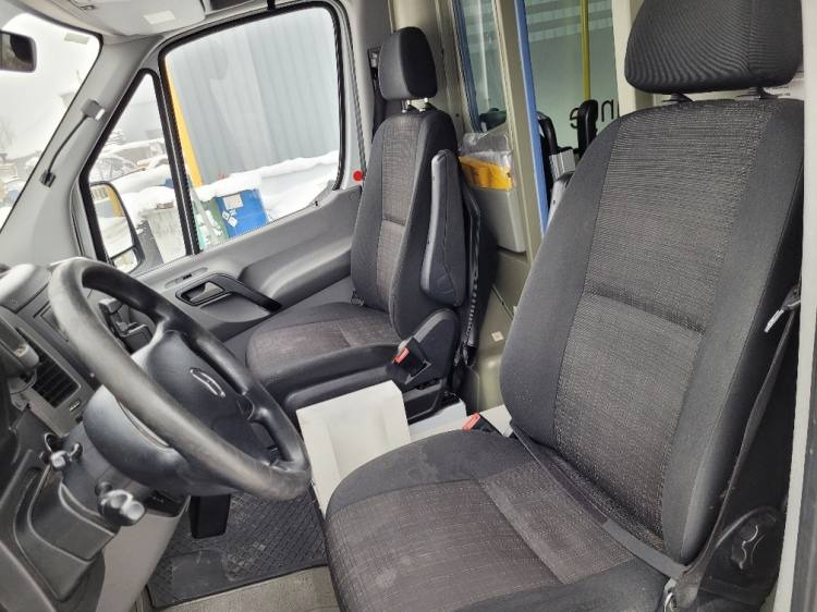 MERCEDES – BENZ SPRINTER 3.0D AMBULANCE (PROFILE) KLIMA 7.2015 EURO 6  lízing MERCEDES – BENZ SPRINTER 3.0D AMBULANCE (PROFILE) KLIMA 7.2015 EURO 6: 24 kép.