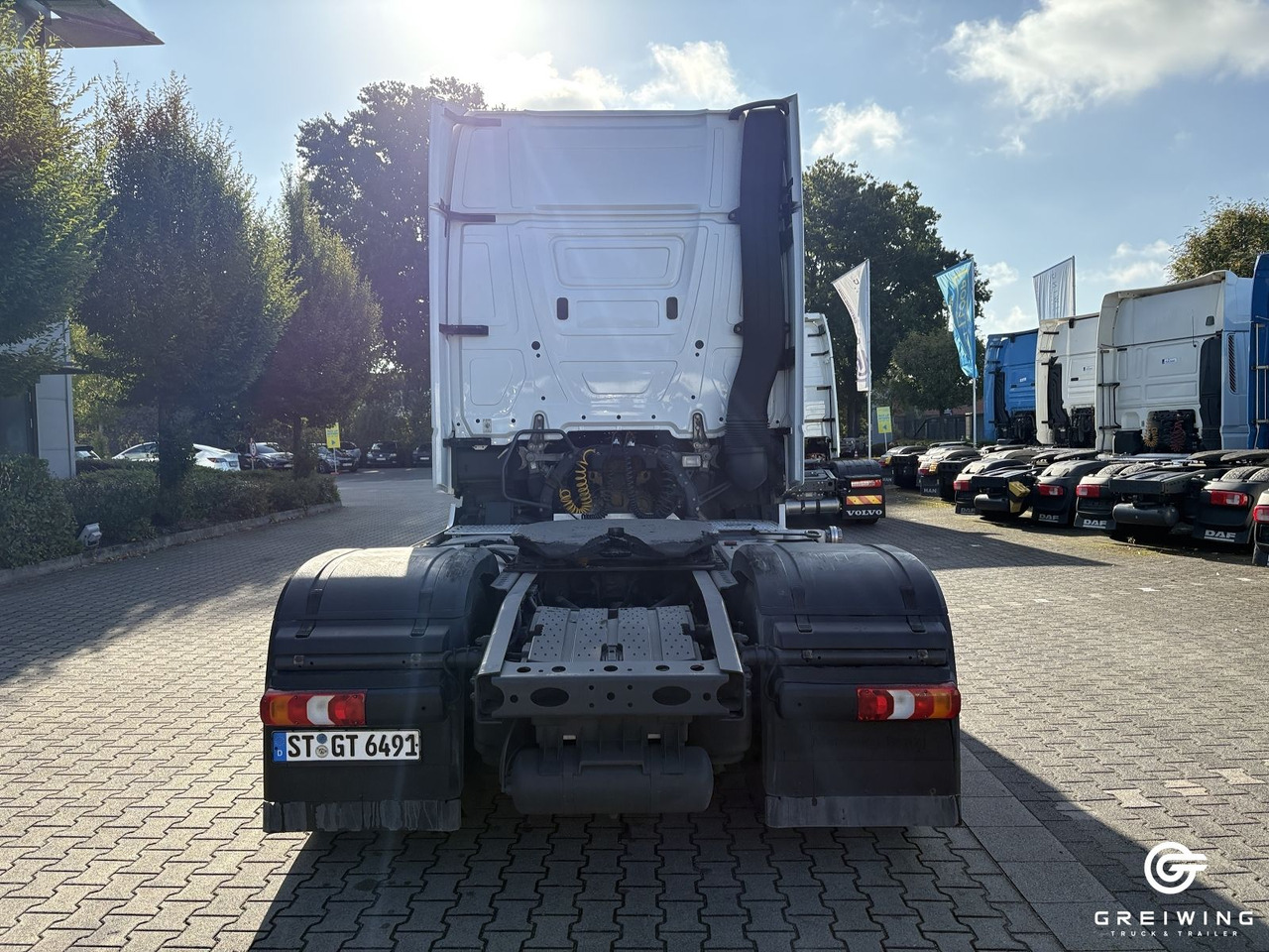 Mercedes-Benz 1848 Giga, NA, ADR, Kompressor - Nyergesvontató: 5 kép. Mercedes-Benz 1848 Giga, NA, ADR, Kompressor - Nyergesvontató: 5 kép.