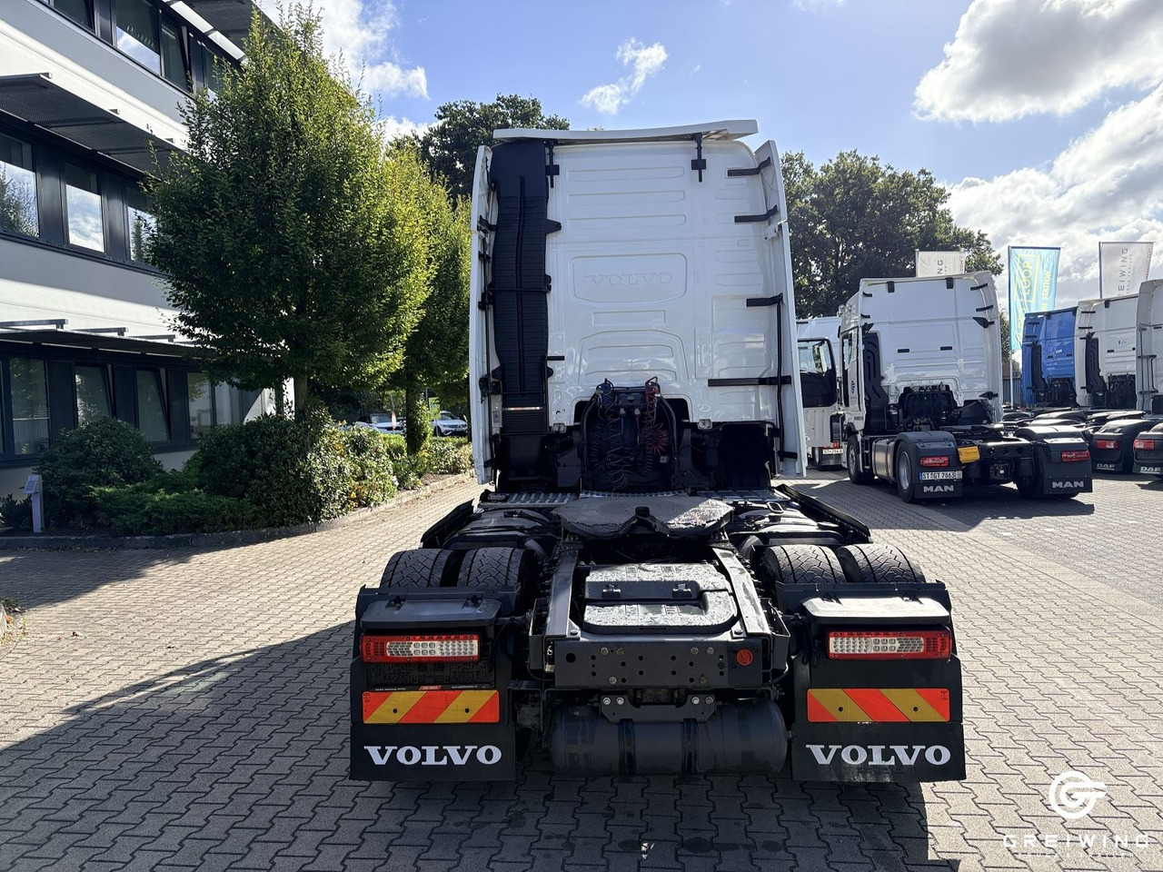 Volvo FH 500 4x2, Globetrotter XL, Retar., Turbocomp. - Nyergesvontató: 4 kép. Volvo FH 500 4x2, Globetrotter XL, Retar., Turbocomp. - Nyergesvontató: 4 kép.