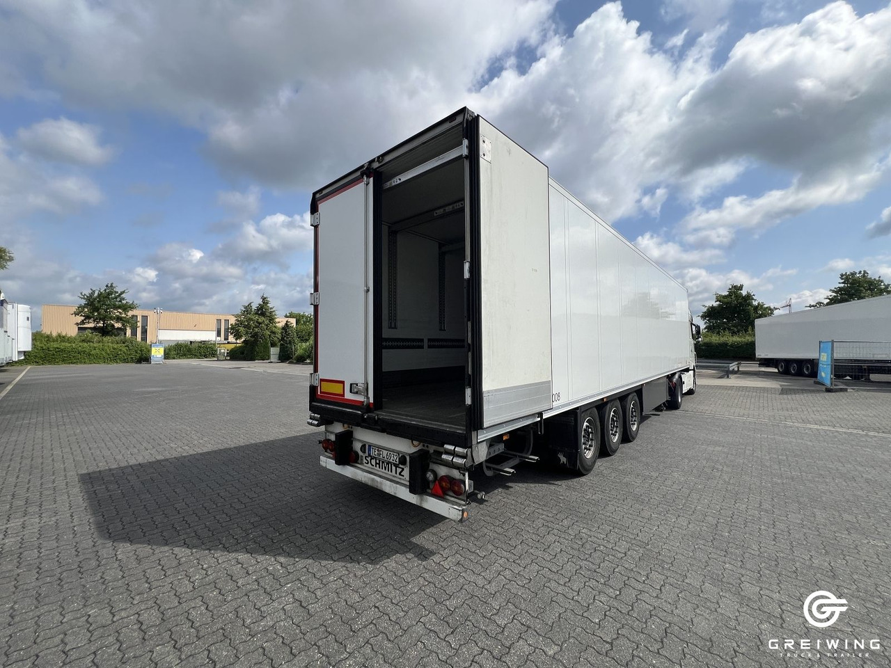Schmitz Cargobull SKO 24/L - 13.4 FP 45 Cool V7, TK SLXi 400 - Félpótkocsi hűtős: 3 kép. Schmitz Cargobull SKO 24/L - 13.4 FP 45 Cool V7, TK SLXi 400 - Félpótkocsi hűtős: 3 kép.