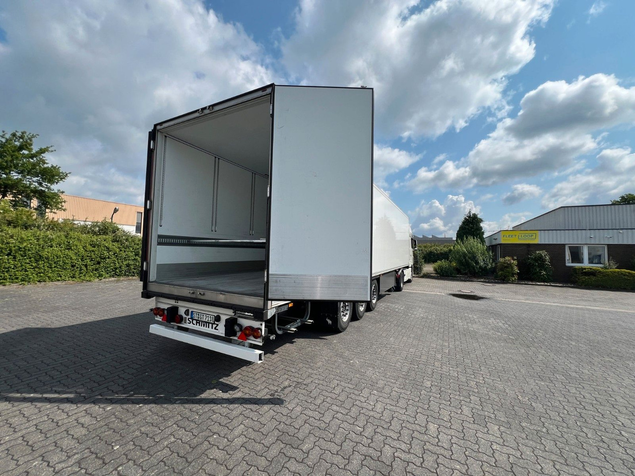 Schmitz Cargobull SKO 24/L - 13.4 FP COOL V7, ThermoKing SLXi 300- - Félpótkocsi hűtős: 3 kép. Schmitz Cargobull SKO 24/L - 13.4 FP COOL V7, ThermoKing SLXi 300- - Félpótkocsi hűtős: 3 kép.