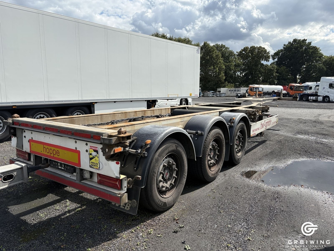 Web-Trailer LPRS 24 20/30/40/45 - Félpótkocsi cserefelépítményes: 3 kép. Web-Trailer LPRS 24 20/30/40/45 - Félpótkocsi cserefelépítményes: 3 kép.