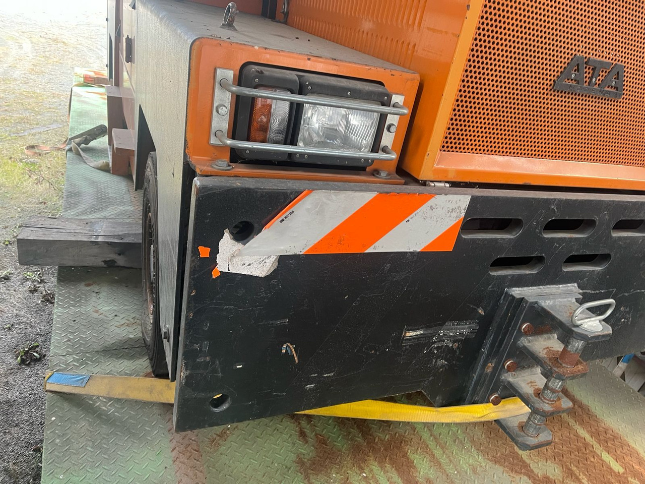 ATA 8500 4X4 - Repülőgép vontató: 5 kép. ATA 8500 4X4 - Repülőgép vontató: 5 kép.