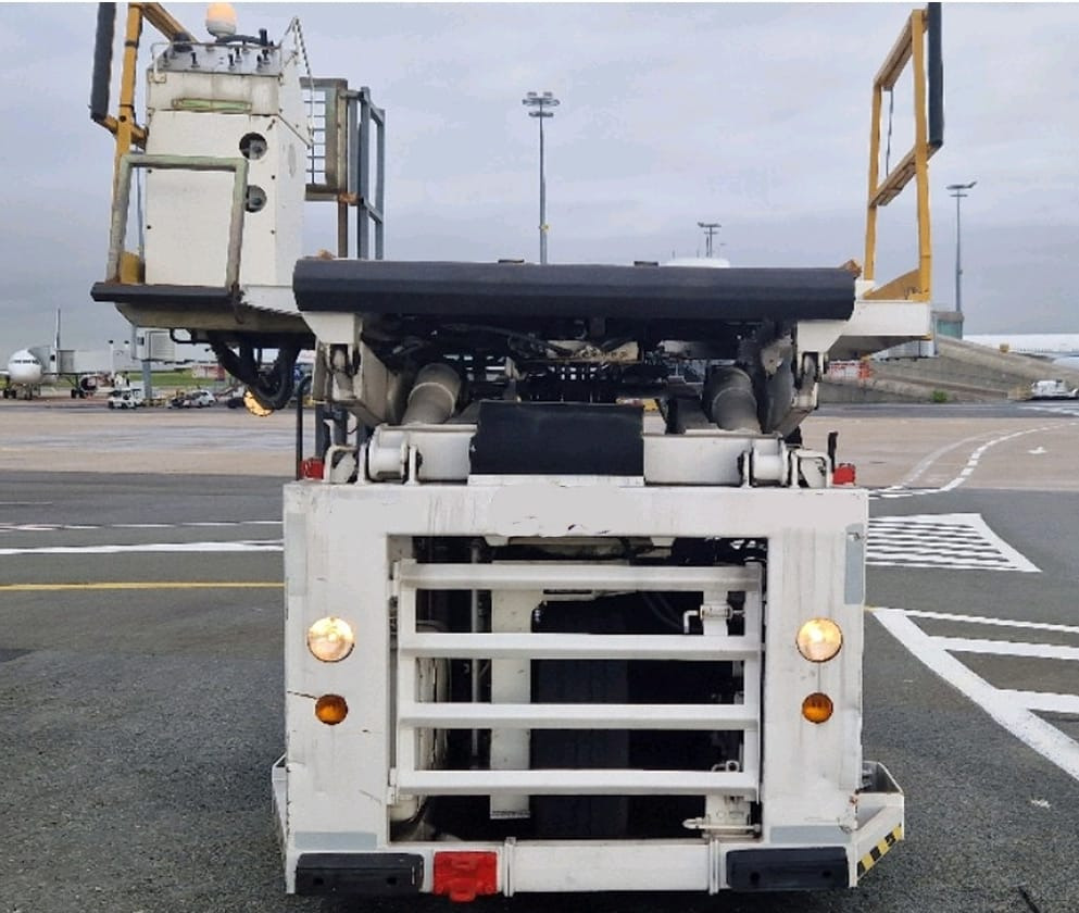 Air Marrel LAM3500DP - Konténer/ Rakodólap rakodógép: 2 kép. Air Marrel LAM3500DP - Konténer/ Rakodólap rakodógép: 2 kép.