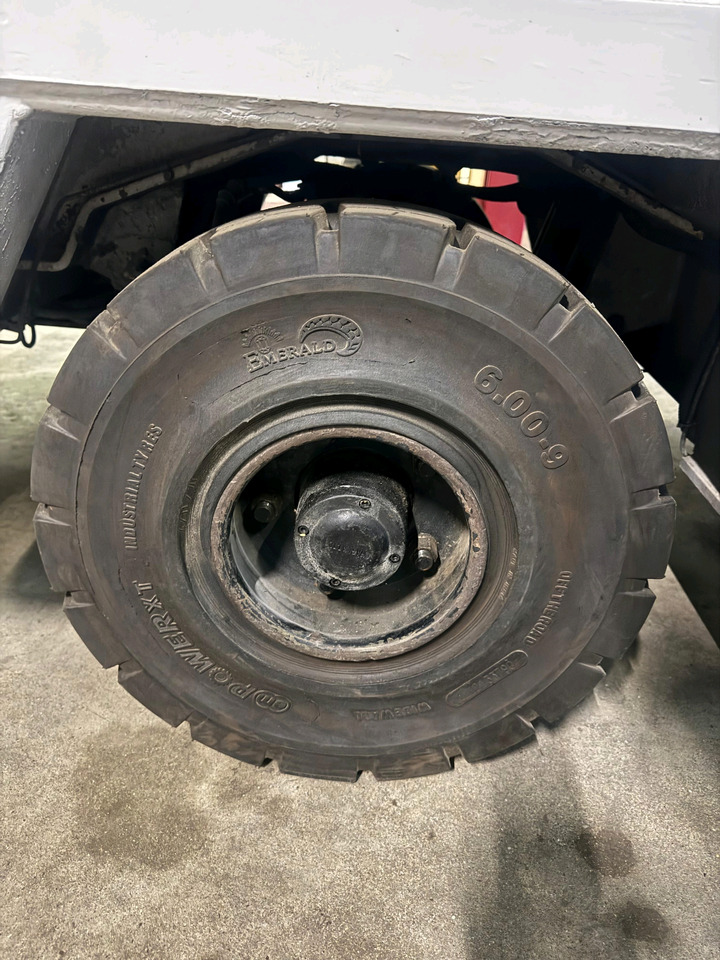 Poggyász vontató Charlatte 2012: 7 kép.