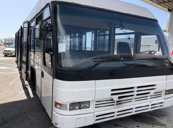Contrac Cobus 3000 - Reptéri busz: 5 kép. Contrac Cobus 3000 - Reptéri busz: 5 kép.