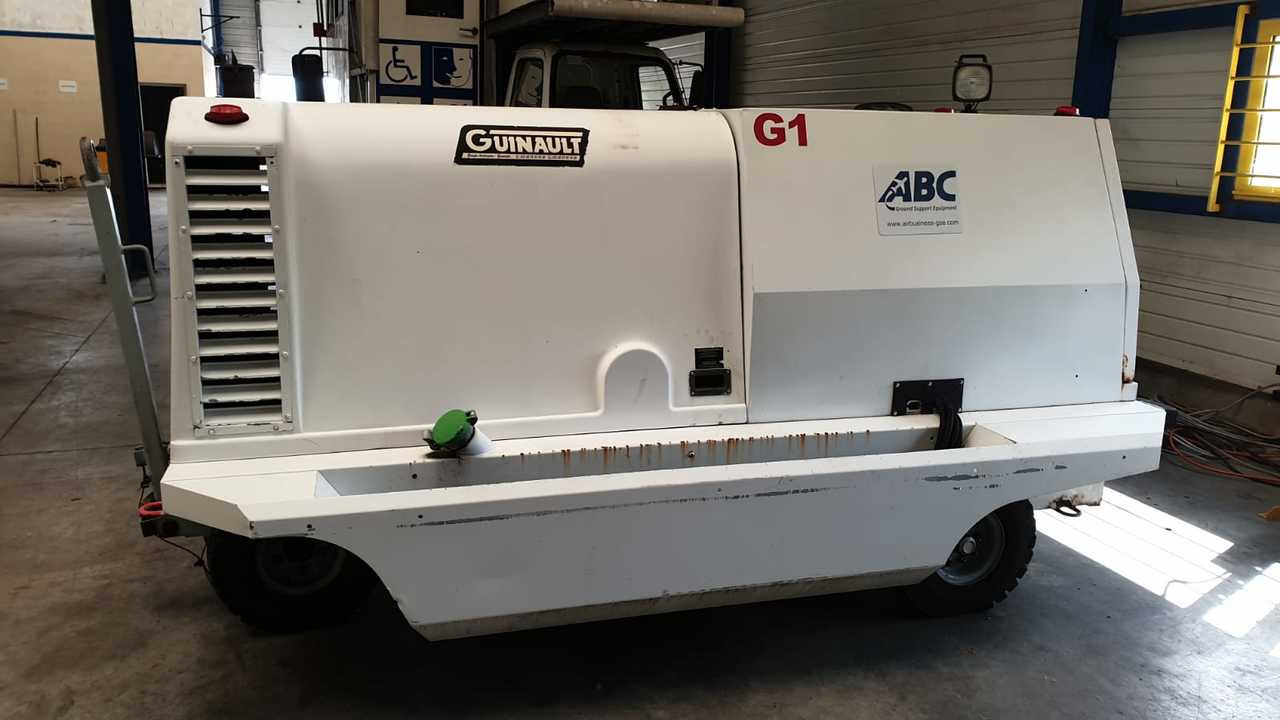 GUINAULT GPU GA120KvA+28DV - Földi áramforrás: 1 kép. GUINAULT GPU GA120KvA+28DV - Földi áramforrás: 1 kép.