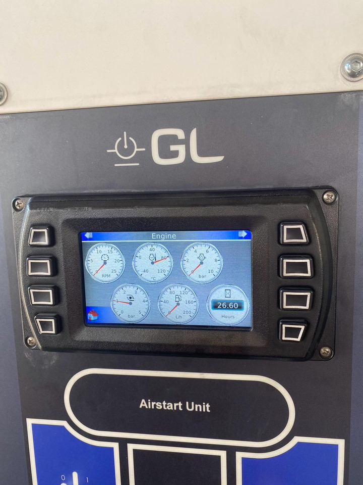 Guinault ASU GS280 - Repülőtéri jármű: 2 kép. Guinault ASU GS280 - Repülőtéri jármű: 2 kép.