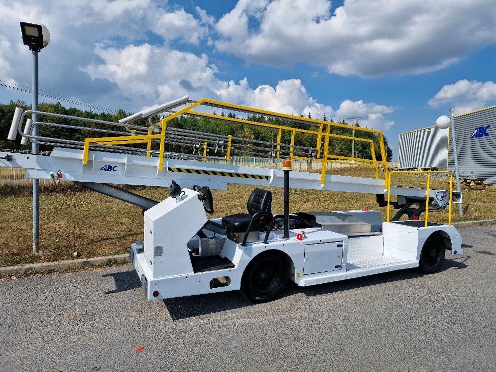 TLD Beltloader NBL - Szállítószalagos jármű: 4 kép. TLD Beltloader NBL - Szállítószalagos jármű: 4 kép.