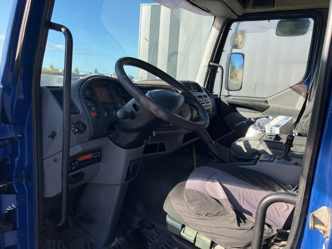 DAF LF 220 FA45.220 LF - Alvaz teherautó: 3 kép. DAF LF 220 FA45.220 LF - Alvaz teherautó: 3 kép.