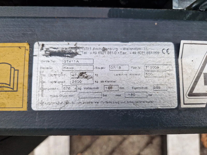 Villás targonca Linde H35D-01: 9 kép. Villás targonca Linde H35D-01: 9 kép.