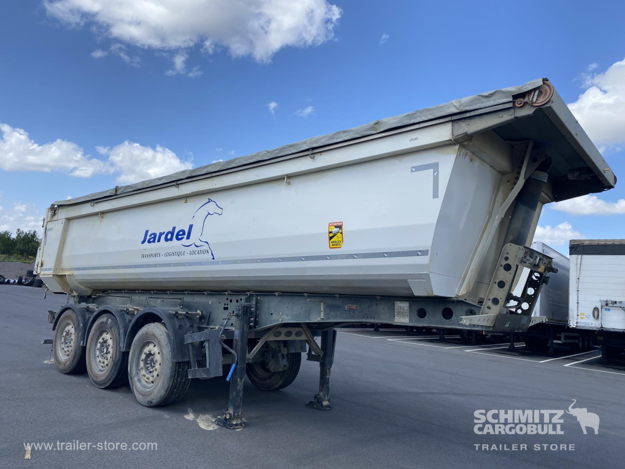 SCHMITZ Tipper Steel half pipe body 24m³ - Félpótkocsi billenőplatós: 1 kép. SCHMITZ Tipper Steel half pipe body 24m³ - Félpótkocsi billenőplatós: 1 kép.