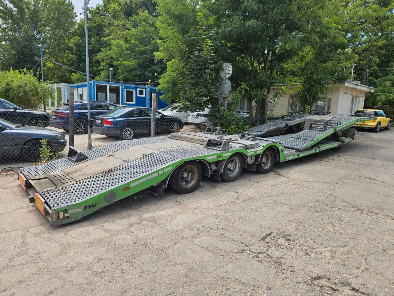 FVG FL TA-B1 EVO 2 units - Félpótkocsi mélybölcsős: 2 kép. FVG FL TA-B1 EVO 2 units - Félpótkocsi mélybölcsős: 2 kép.