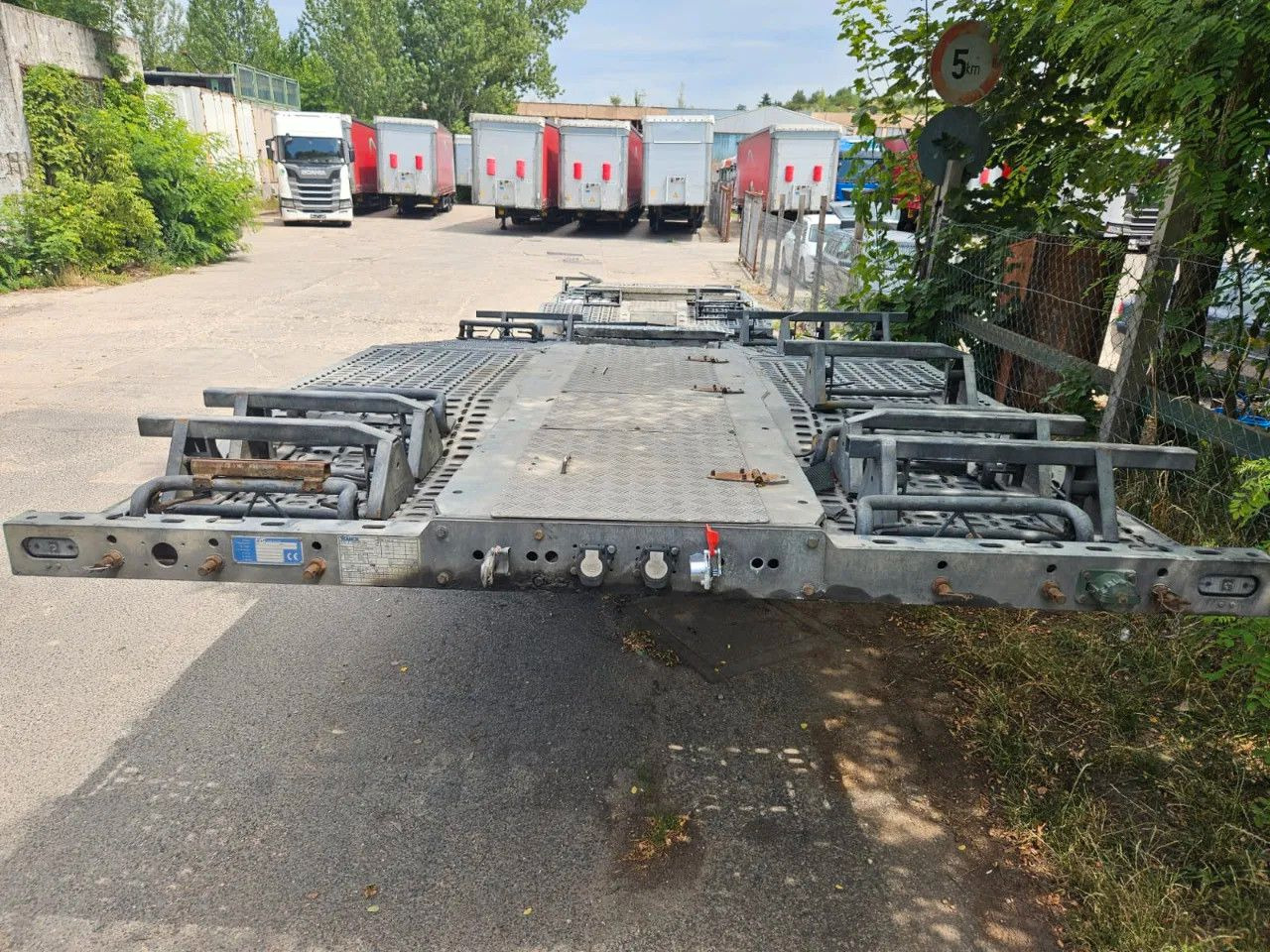 FVG FL TA-B1 EVO 2 units - Félpótkocsi mélybölcsős: 3 kép. FVG FL TA-B1 EVO 2 units - Félpótkocsi mélybölcsős: 3 kép.