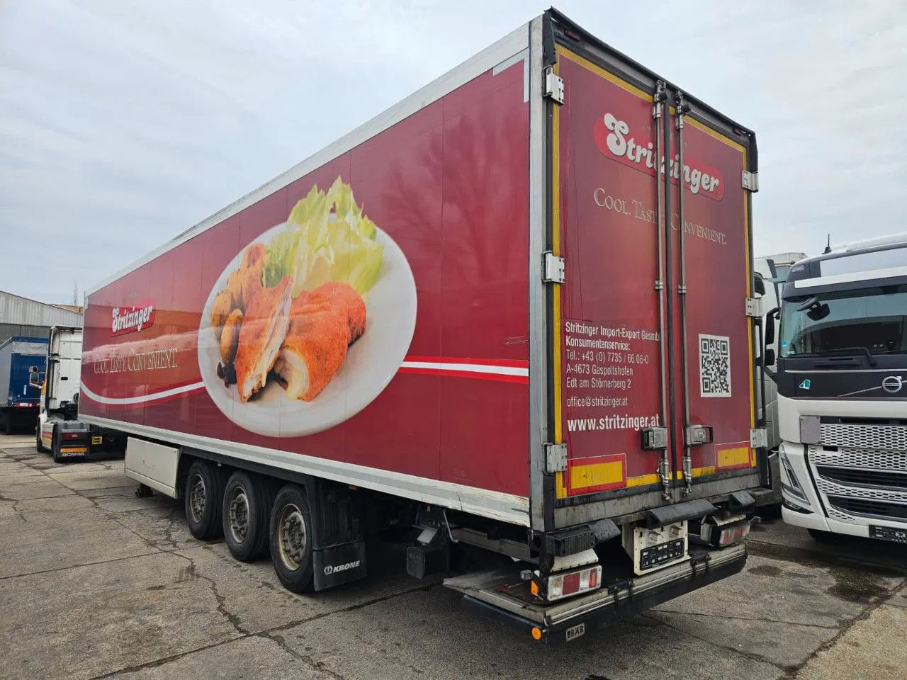 Krone SD Carrier Vector I950 Mt Multi Temp, Tail Lift, - Félpótkocsi hűtős: 3 kép. Krone SD Carrier Vector I950 Mt Multi Temp, Tail Lift, - Félpótkocsi hűtős: 3 kép.