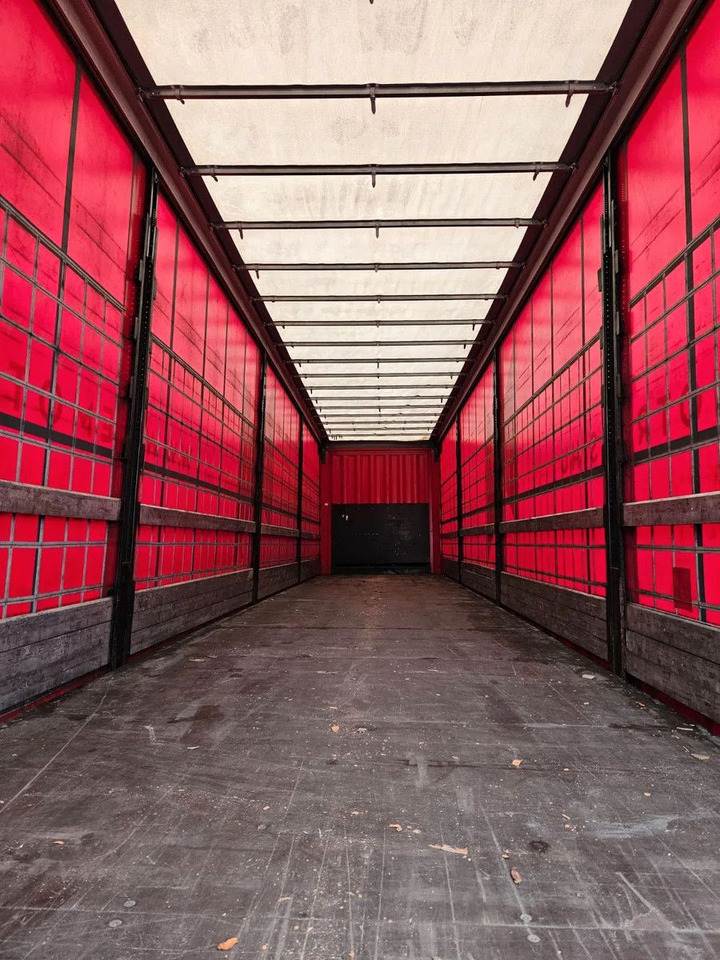 Krone SD, Tail Lift, Lifting Axle - Ponyvás félpótkocsi: 5 kép. Krone SD, Tail Lift, Lifting Axle - Ponyvás félpótkocsi: 5 kép.