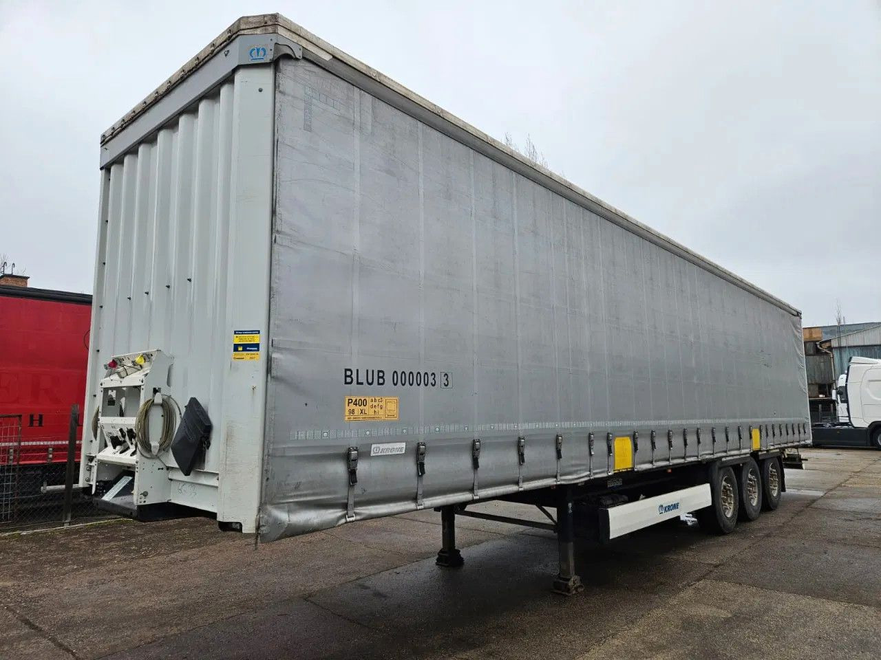 Krone SD XL Code - Ponyvás félpótkocsi: 1 kép. Krone SD XL Code - Ponyvás félpótkocsi: 1 kép.