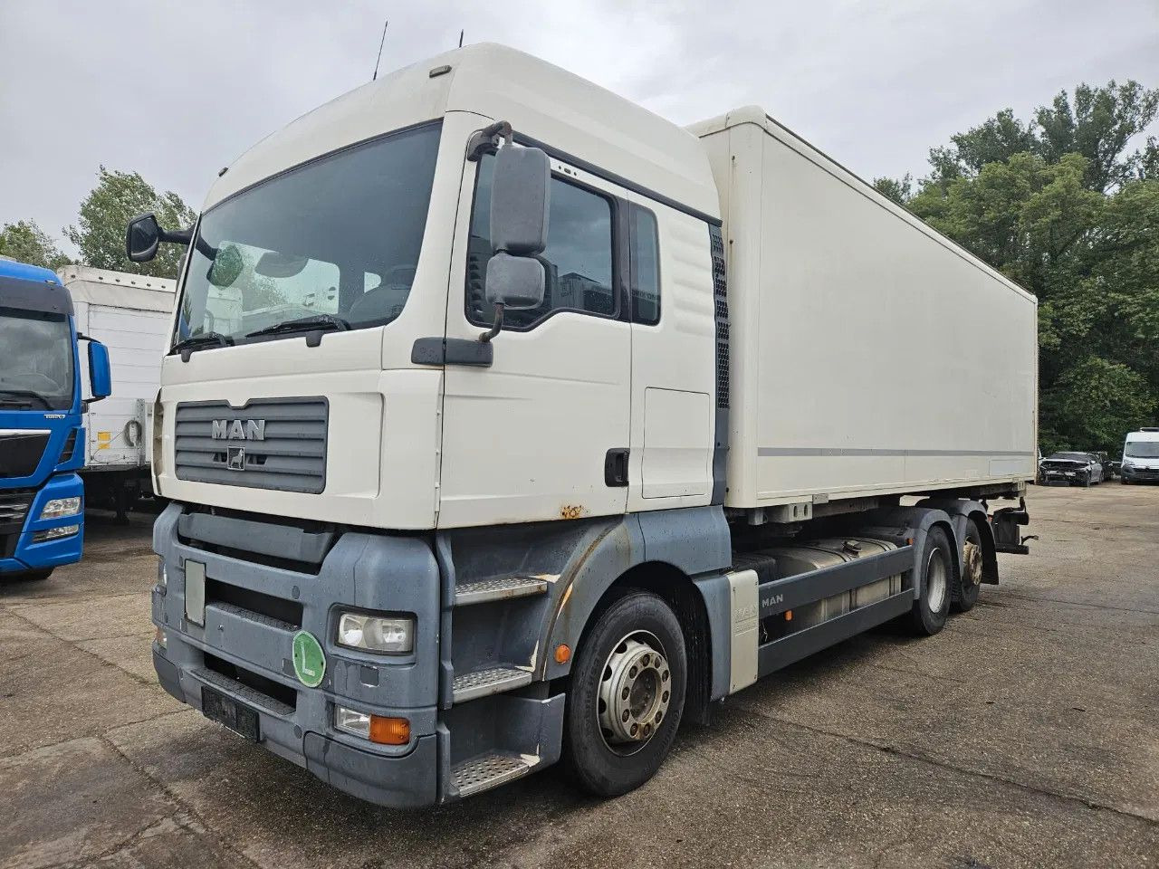 MAN TGA 26.400 BDF Tail Lift Euro5, New Smart2 Tacho - Cserefelépítményes teherautó: 1 kép. MAN TGA 26.400 BDF Tail Lift Euro5, New Smart2 Tacho - Cserefelépítményes teherautó: 1 kép.