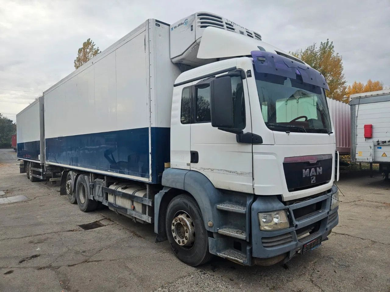 MAN TGS 26.440 Tandem Euro5 Thermo King TS-500e - Hűtős teherautó: 2 kép. MAN TGS 26.440 Tandem Euro5 Thermo King TS-500e - Hűtős teherautó: 2 kép.