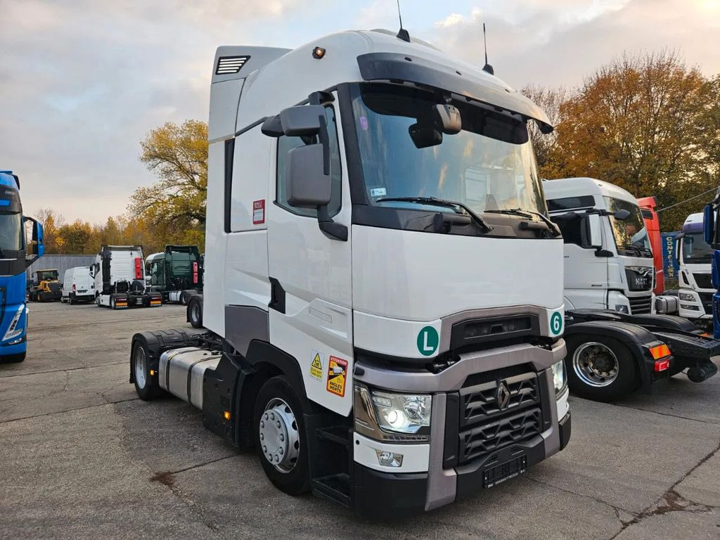 Renault T520 HSC, Mega, Standklima, 8 units - Nyergesvontató: 2 kép. Renault T520 HSC, Mega, Standklima, 8 units - Nyergesvontató: 2 kép.