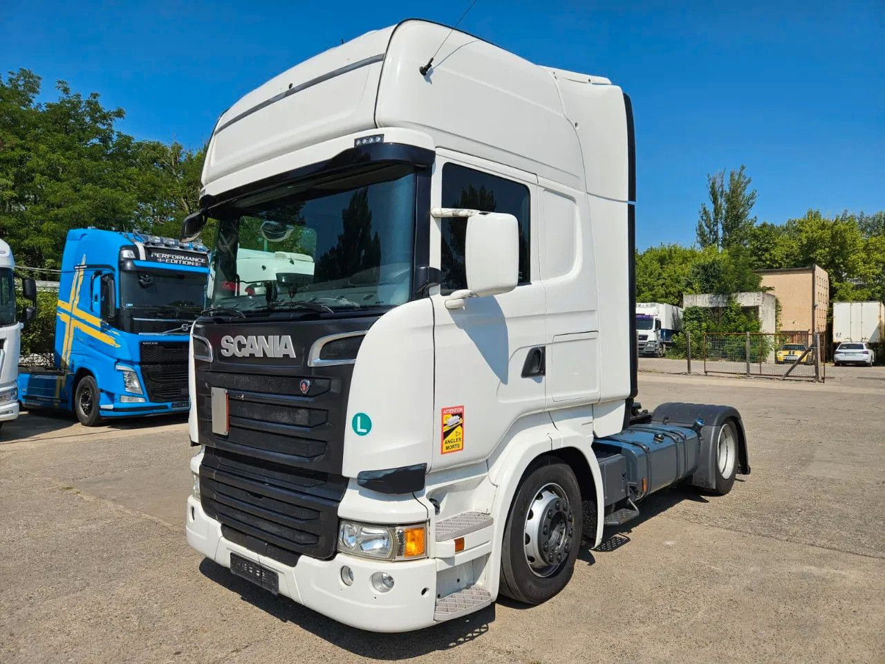 Scania R410 Mega, TopLine, StandKlima - Nyergesvontató: 1 kép. Scania R410 Mega, TopLine, StandKlima - Nyergesvontató: 1 kép.