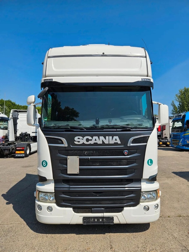 Scania R410 Mega, TopLine, StandKlima - Nyergesvontató: 3 kép. Scania R410 Mega, TopLine, StandKlima - Nyergesvontató: 3 kép.