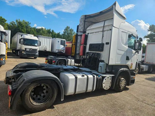 Scania R440 R440-HighLine-Mega-OptiCruise-EUR5EEV-2unit - Nyergesvontató: 3 kép. Scania R440 R440-HighLine-Mega-OptiCruise-EUR5EEV-2unit - Nyergesvontató: 3 kép.