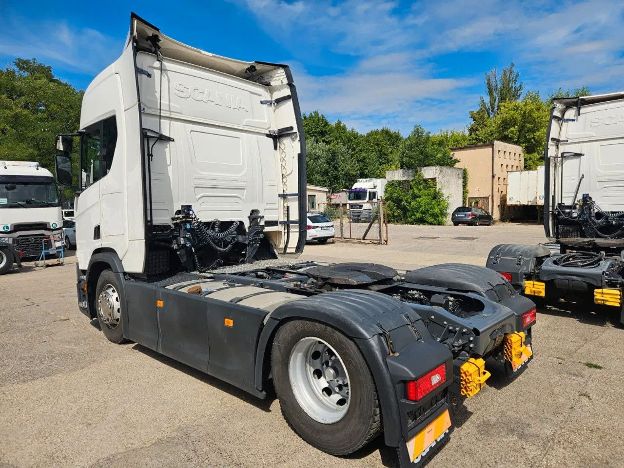 Scania R450 Standklima, 2 fridges, Big Navi, Digital Di - Nyergesvontató: 4 kép. Scania R450 Standklima, 2 fridges, Big Navi, Digital Di - Nyergesvontató: 4 kép.