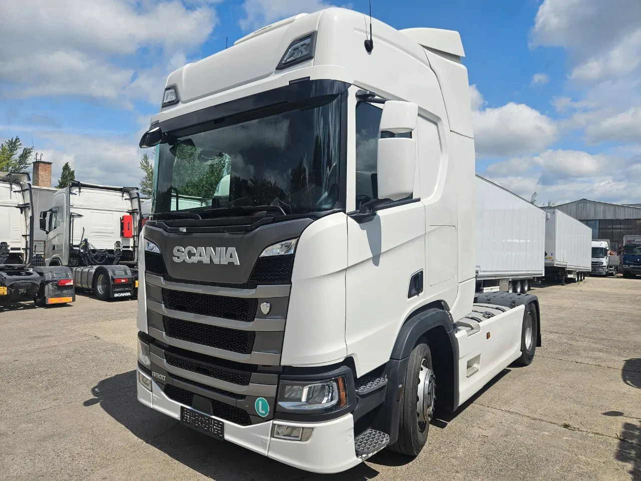 Scania R500 Full Spoiler Standklima - Nyergesvontató: 1 kép. Scania R500 Full Spoiler Standklima - Nyergesvontató: 1 kép.