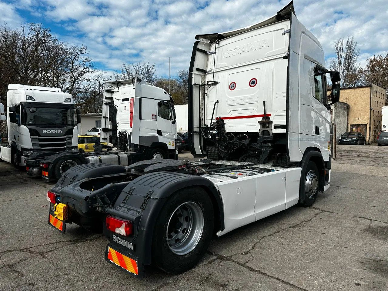 Scania S450 Standard-Digital Display, StandKlima, Retar - Nyergesvontató: 4 kép. Scania S450 Standard-Digital Display, StandKlima, Retar - Nyergesvontató: 4 kép.