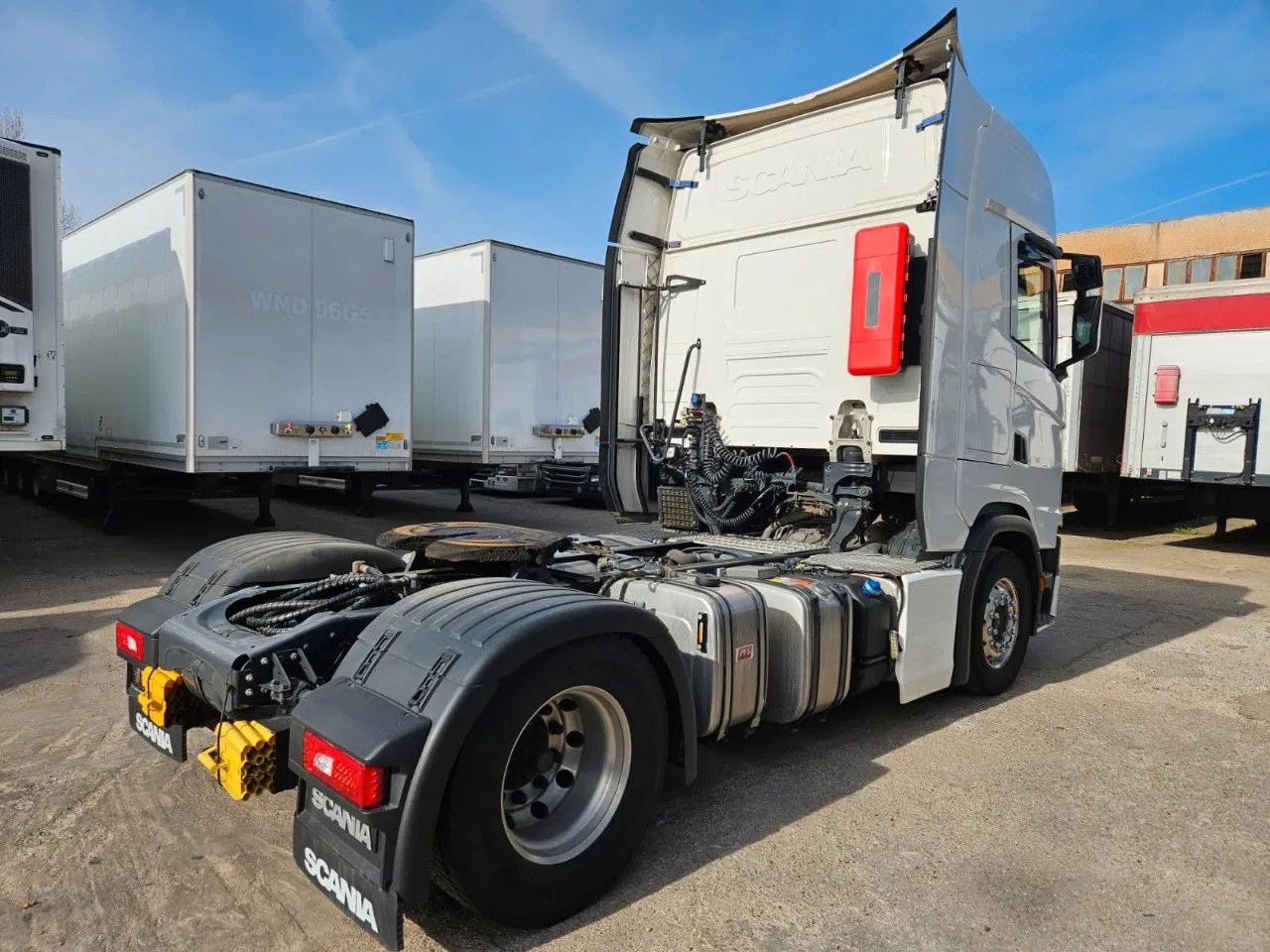 Scania S500 Standard-Hydraulics-Alloy wheels-StandKlima - Nyergesvontató: 3 kép. Scania S500 Standard-Hydraulics-Alloy wheels-StandKlima - Nyergesvontató: 3 kép.