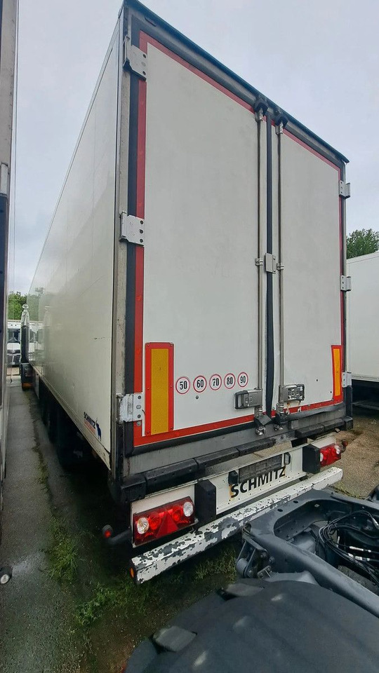 Schmitz Cargobull SCB S3B Schmitz Frigo Engine - Félpótkocsi hűtős: 4 kép. Schmitz Cargobull SCB S3B Schmitz Frigo Engine - Félpótkocsi hűtős: 4 kép.