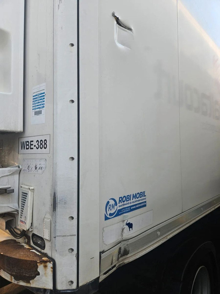 Schmitz Cargobull SCB S3B Schmitz Frigo Engine - Félpótkocsi hűtős: 5 kép. Schmitz Cargobull SCB S3B Schmitz Frigo Engine - Félpótkocsi hűtős: 5 kép.