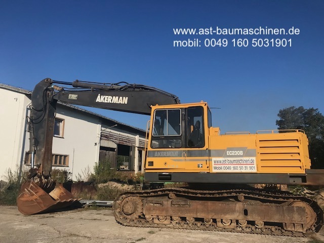 Akermann EC 230B - Lánctalpas kotró: 1 kép. Akermann EC 230B - Lánctalpas kotró: 1 kép.