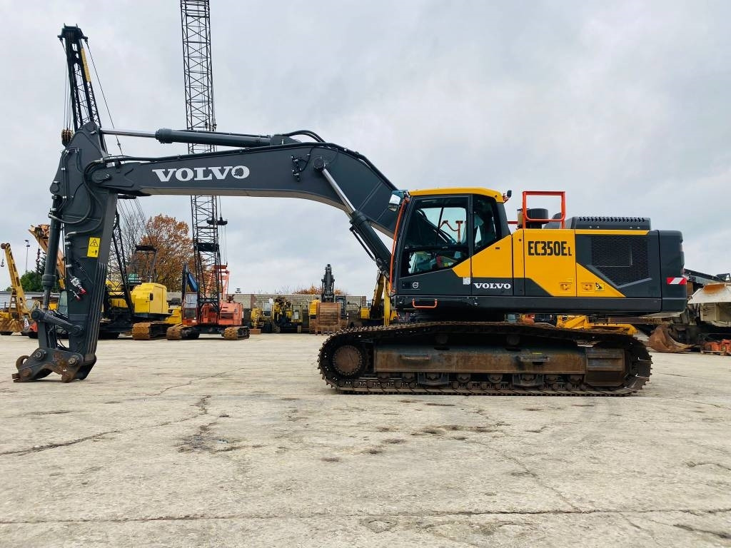 Volvo ec350el - Lánctalpas kotró: 1 kép. Volvo ec350el - Lánctalpas kotró: 1 kép.