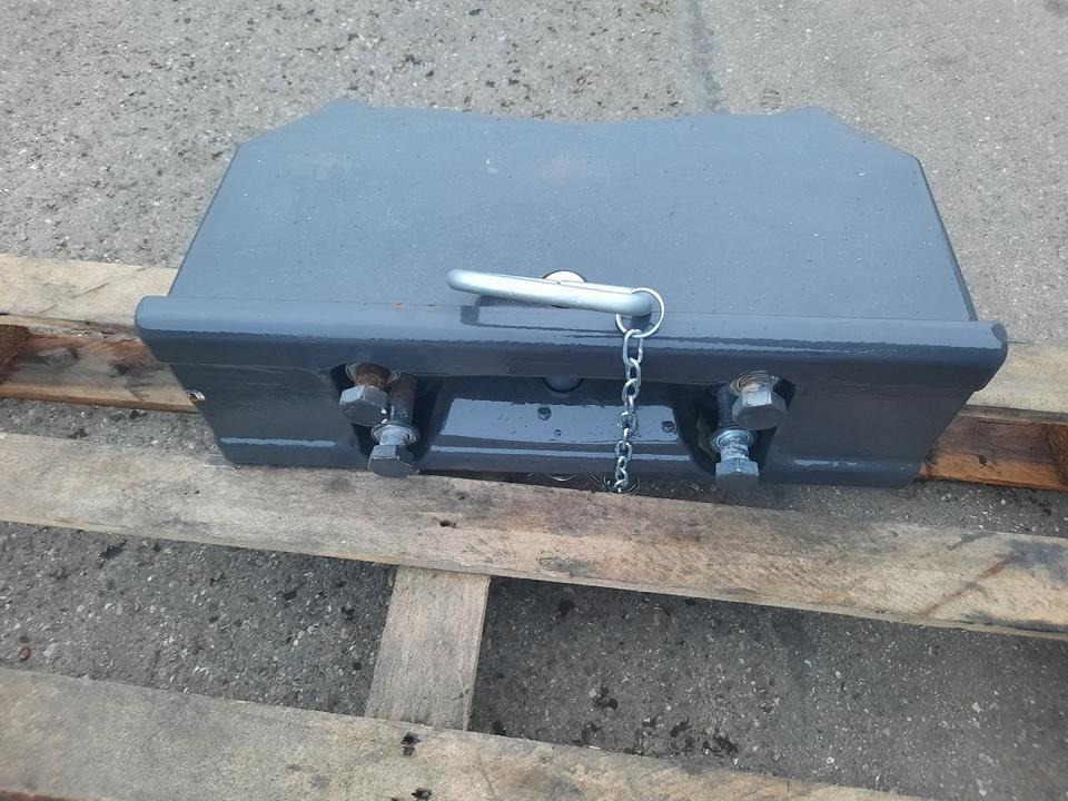 Front Gewicht Claas Schlepper Schleppergewicht Fendt - Ellensúly: 1 kép. Front Gewicht Claas Schlepper Schleppergewicht Fendt - Ellensúly: 1 kép.