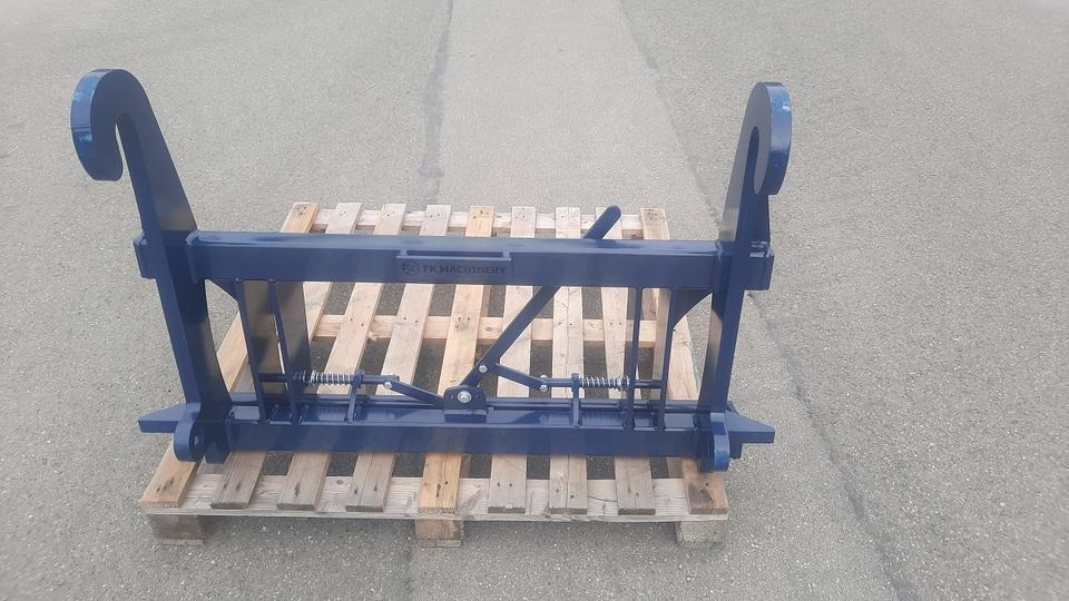 JCB Q-Fit Radlader Euro Schnellwechsler Adapter Teleskoplader - Gyorscsatlakozó - Gumikerekes homlokrakodó: 1 kép. JCB Q-Fit Radlader Euro Schnellwechsler Adapter Teleskoplader - Gyorscsatlakozó - Gumikerekes homlokrakodó: 1 kép.