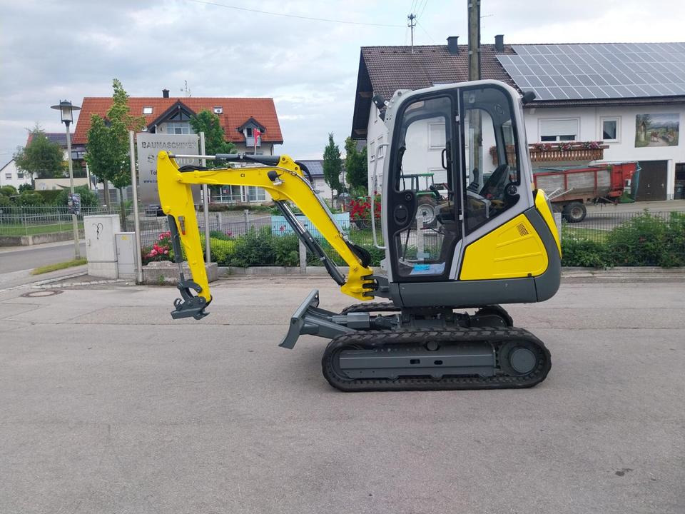 Minibagger Neuson Wacker ET 24 VDS Bagger Kettenbagger - Minikotró: 1 kép. Minibagger Neuson Wacker ET 24 VDS Bagger Kettenbagger - Minikotró: 1 kép.