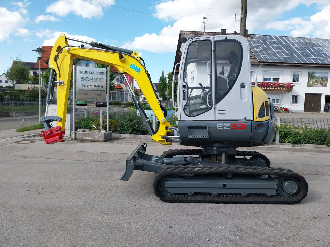 Neuson EZ 53 50 - Minikotró: 2 kép. Neuson EZ 53 50 - Minikotró: 2 kép.