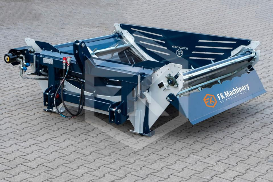 Rundballenabroller Einstreugerät Ballenabwickler Euro Rundballen - Szalma aprító: 5 kép. Rundballenabroller Einstreugerät Ballenabwickler Euro Rundballen - Szalma aprító: 5 kép.