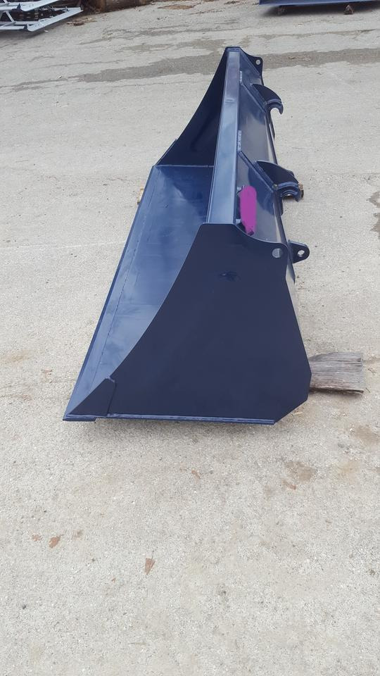 Schaufel 2,2m Euro Schlepper Frontladerschaufel Hoflader Weideman - Rakodókanál: 2 kép. Schaufel 2,2m Euro Schlepper Frontladerschaufel Hoflader Weideman - Rakodókanál: 2 kép.