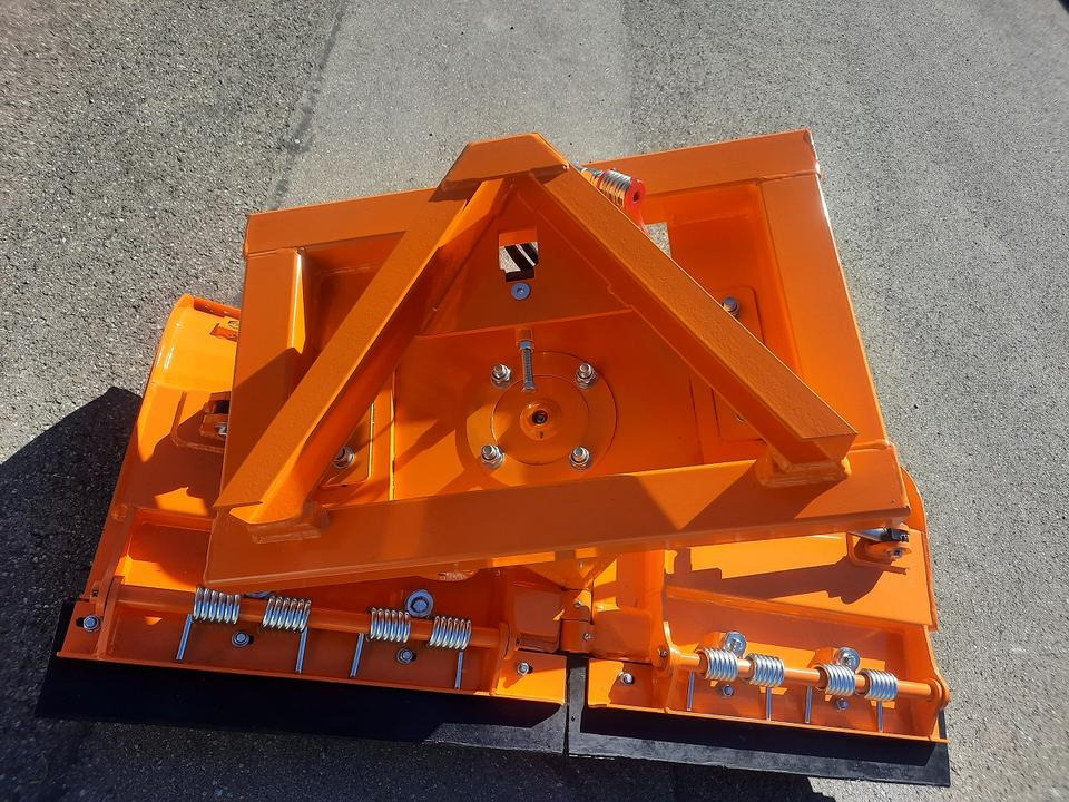 Schneeschild Vario 1,5m Schlepper Radlader Hoftrac Weidemann Cat - Hóeke: 4 kép. Schneeschild Vario 1,5m Schlepper Radlader Hoftrac Weidemann Cat - Hóeke: 4 kép.